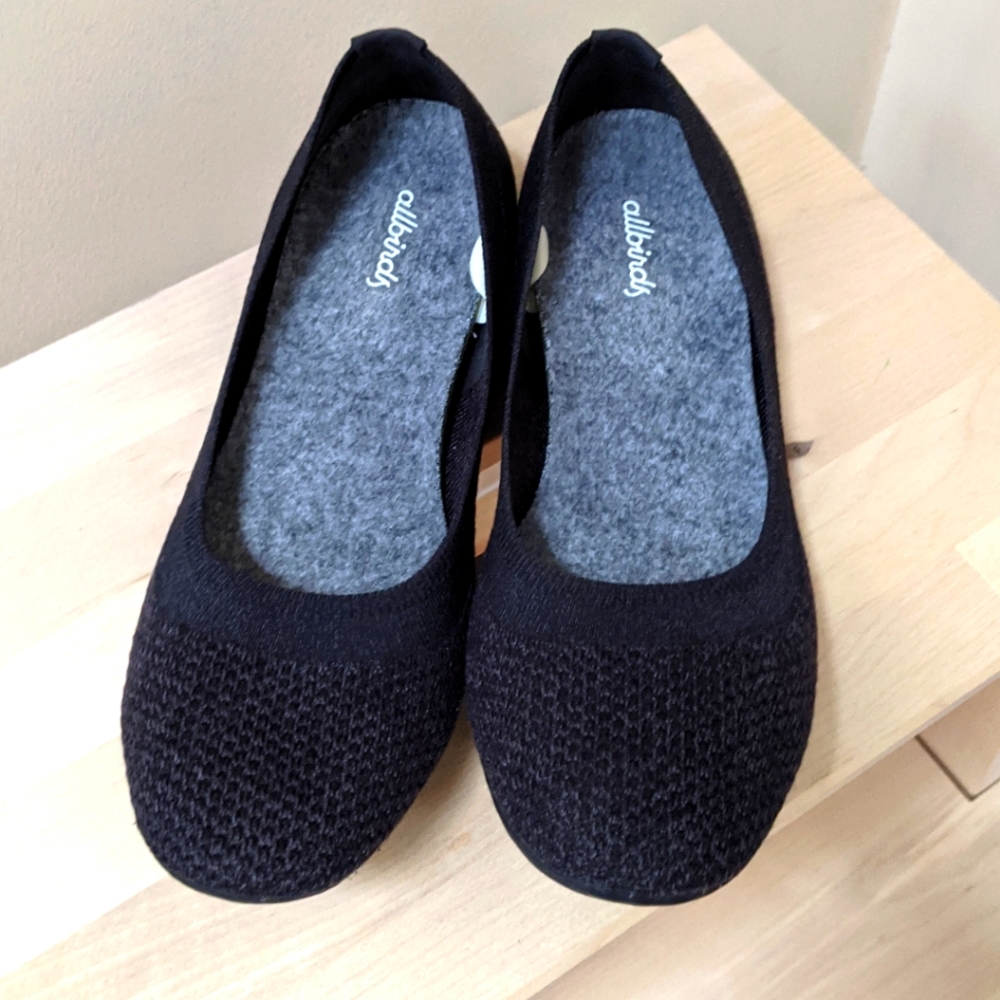 All Birds Black Tree Breezer flats, 8.5